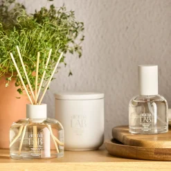 Amber Musk Diffuser - Aroma Lab Candles & Candle Stick Holders