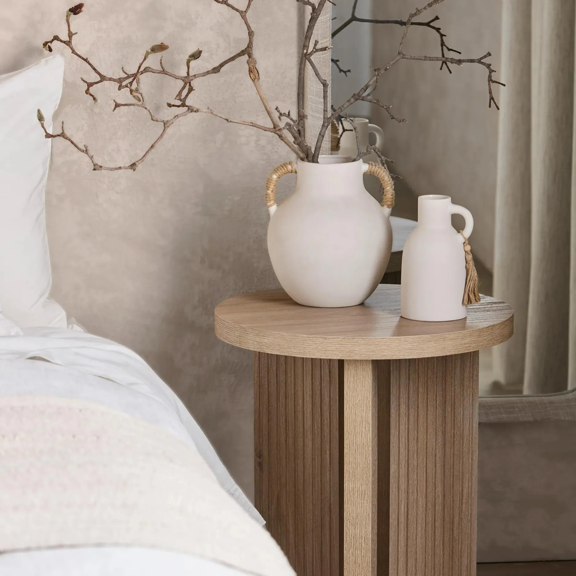 Discount Ceramic Bottle Vase with Tassel Modern Decorative Vases|Home Decorative Items & Objects