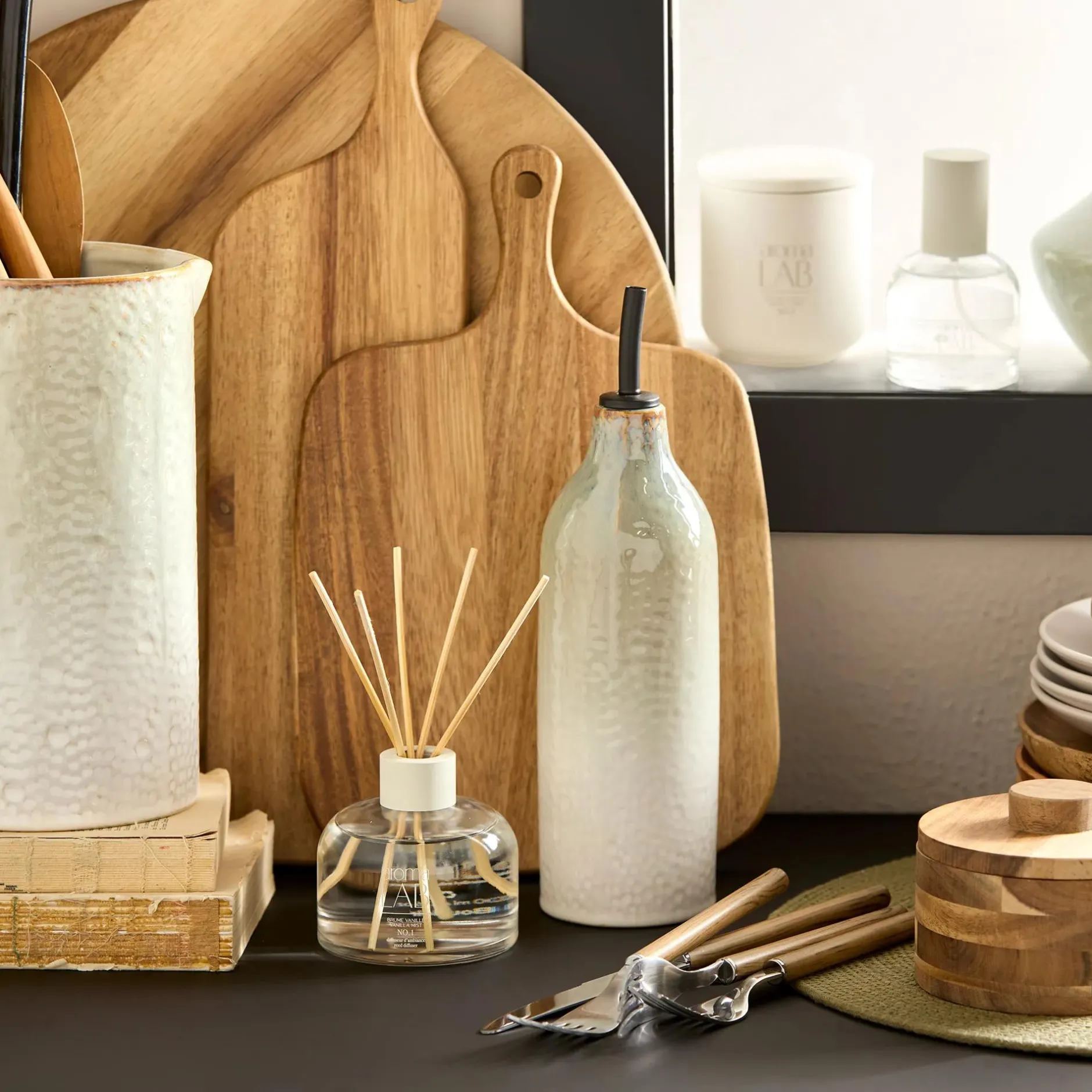 Discount Ceramic Pitcher Dinnerware|Kitchen & Dining Accessories