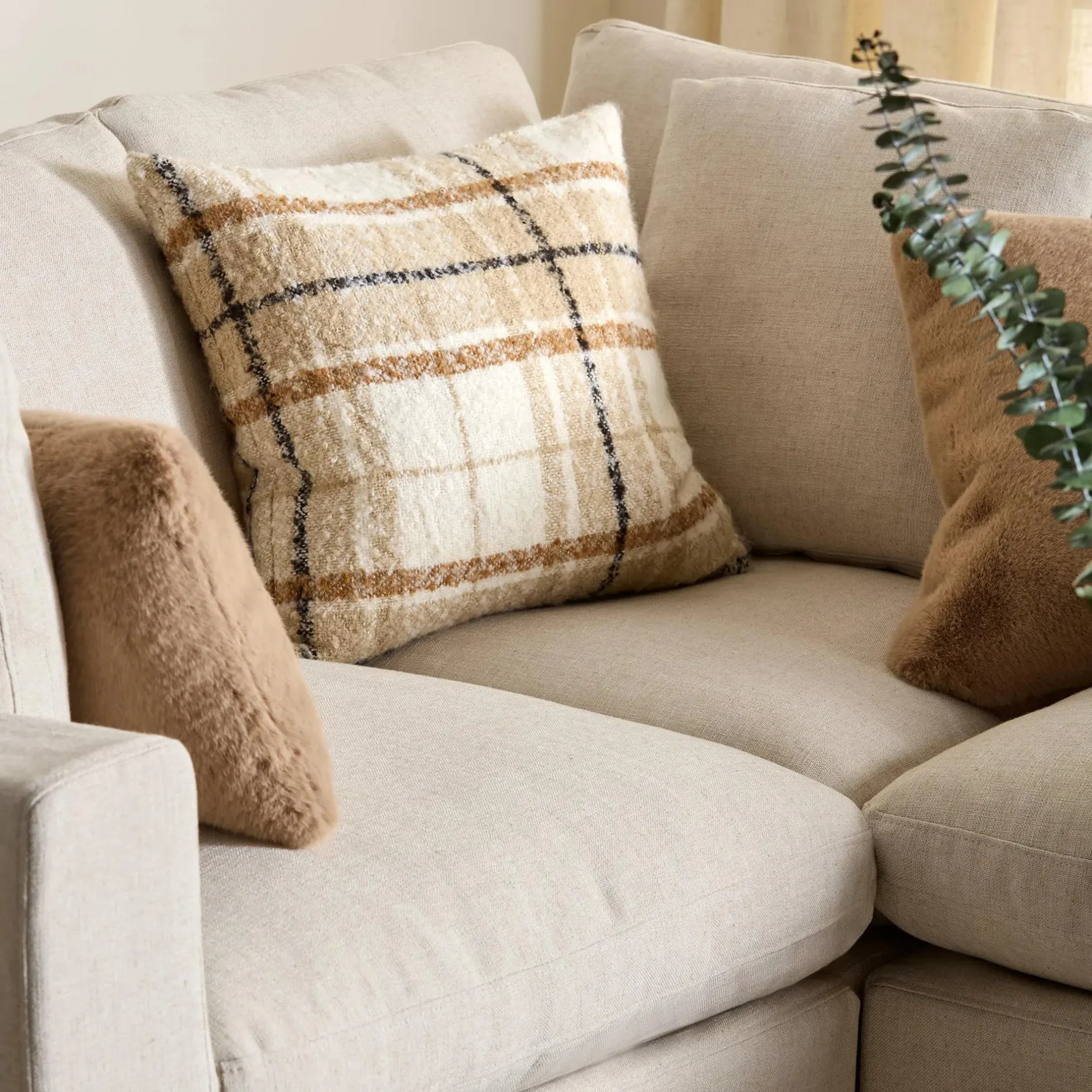 Best Elsy Plaid Decorative Pillow Decorative Throw Pillows