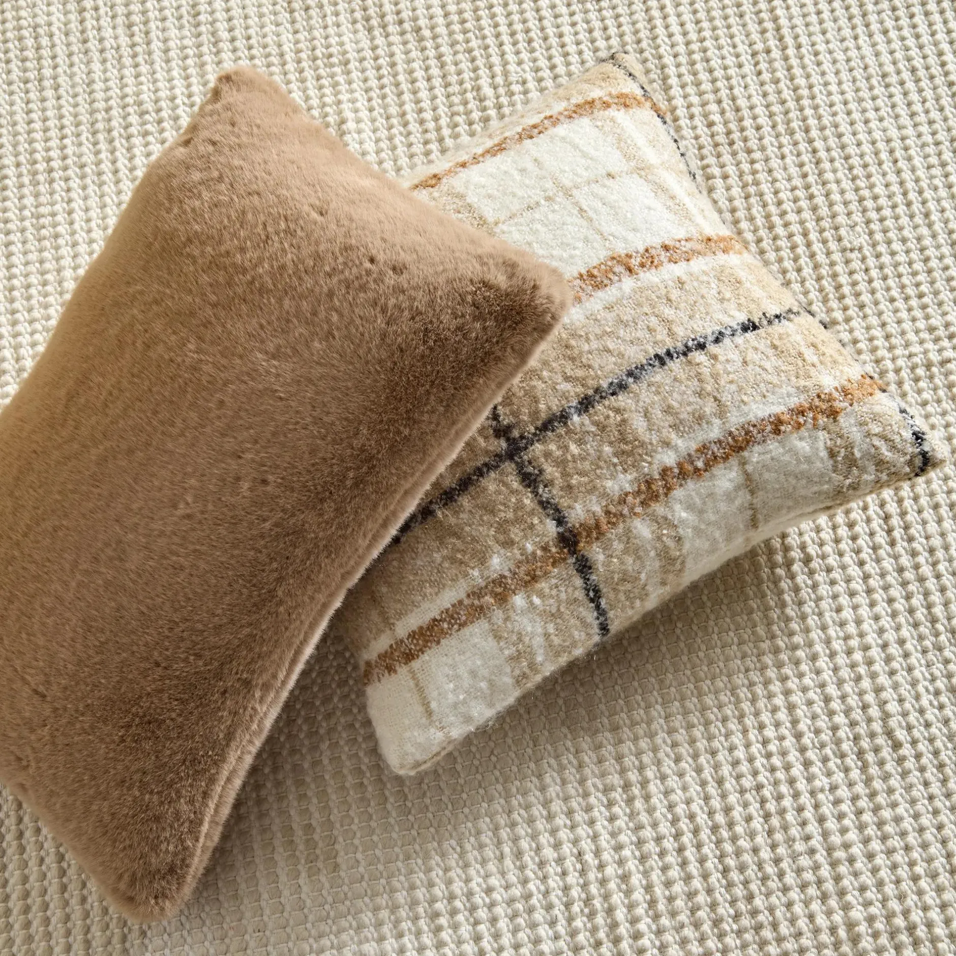 Best Elsy Plaid Decorative Pillow Decorative Throw Pillows