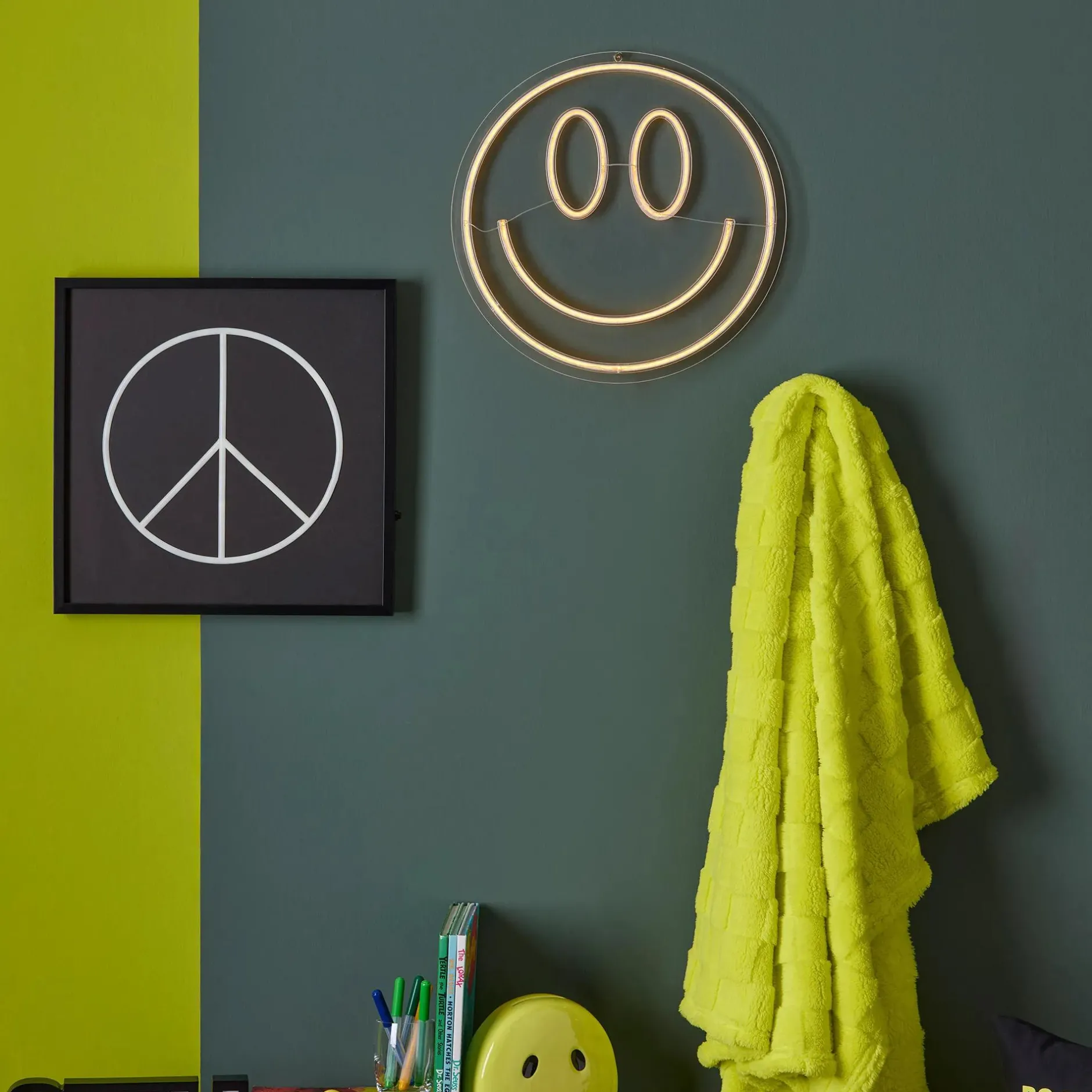 Peace Sign Neon Light Up Wall Art Junior Wall Decor & Mirrors