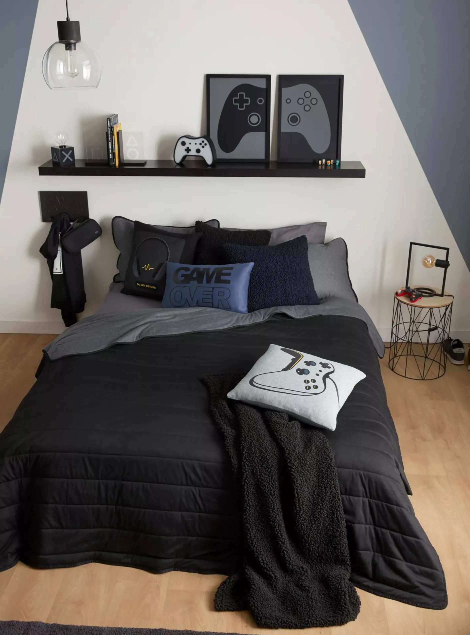 Hot Set of 2 Controller Wall Art Junior Wall Decor & Mirrors