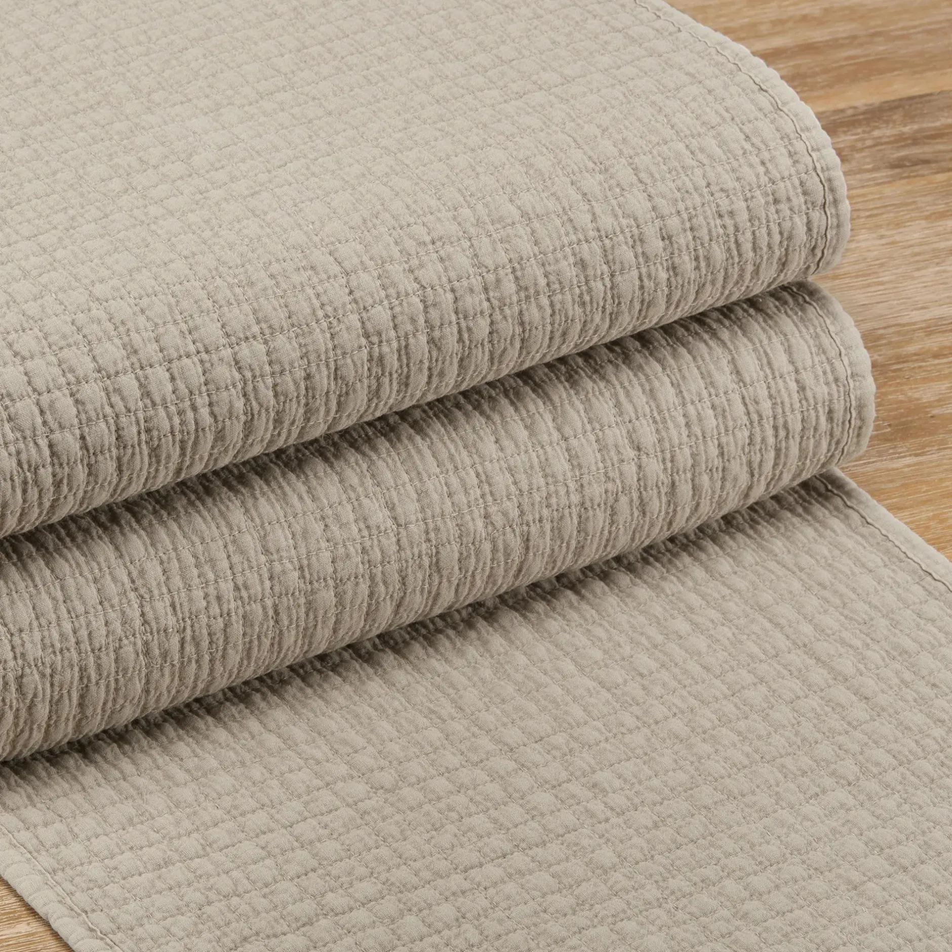 Waffle Table Runner Dinnerware|Tablecloths & Placemats