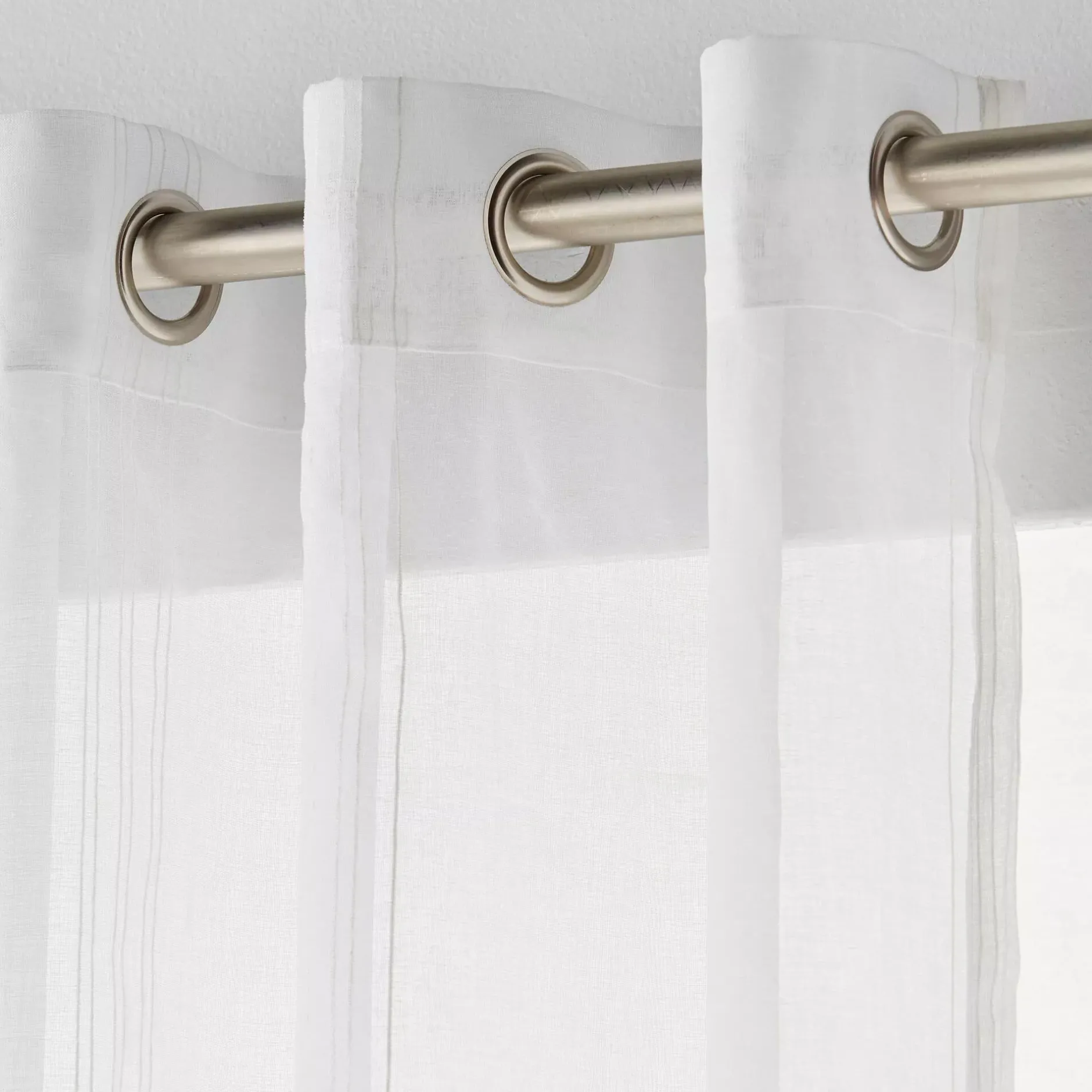 White Gusta Embroidered Curtain Sheer Curtains & Window Sheer Panels