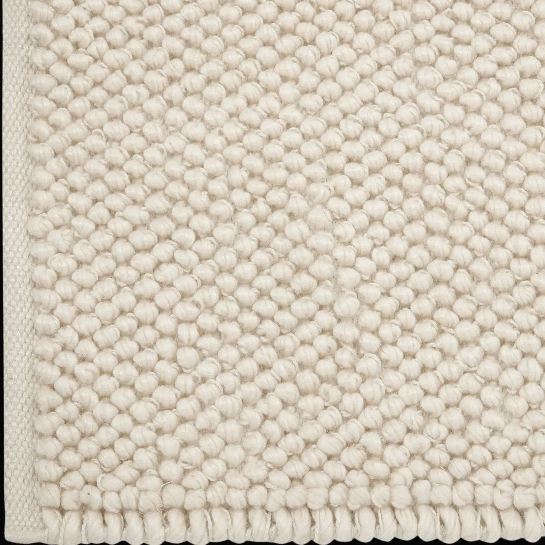 White Landric Polyester Rug Rugs