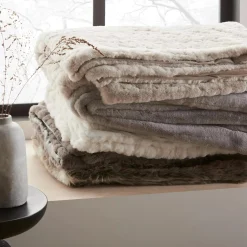 White Sheep Faux Fur Throw Decorative Throws & Blankets