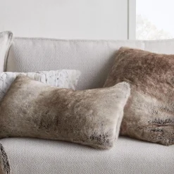 Online Wolf Faux Fur Decorative Lumbar Pillow Decorative Throw Pillows